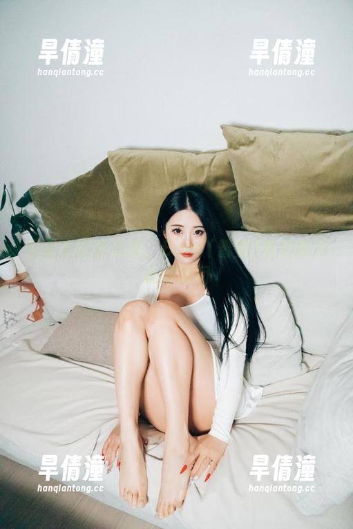 无圣光直击心灵：Bomi(普美)套装的不设防瞬间