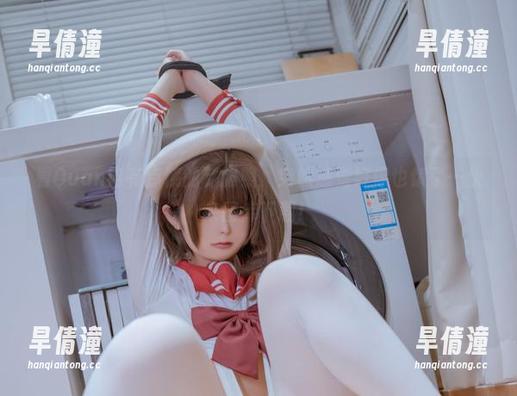 看Quan冉有点饿的制服照，突然感觉好像也饿了…快来图库下载！