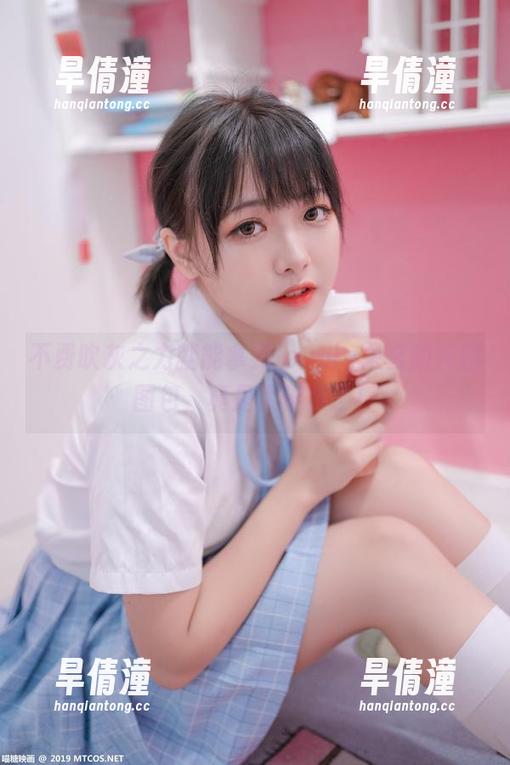 不费吹灰之力就能拿到lovely呆玄的长腿图包，真是太佛系了！