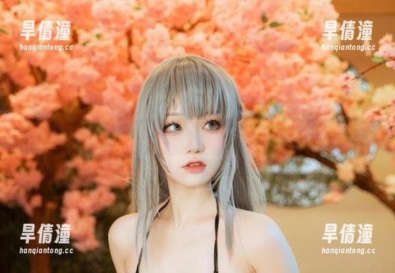 七七娜娜子的私拍图包：吊带背后的故事，衣服太好看是真理！