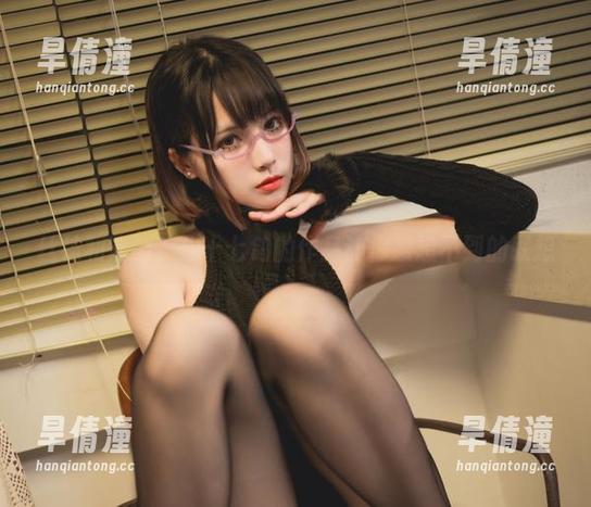 丝袜和定制？你十七鸽的作品让你意想不到的联想