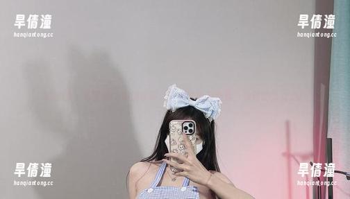 微密圈 - 兔宝妮to淋浴故事：一组壁纸与合集，涌动的少女心！
