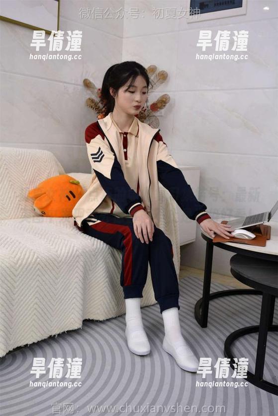 初夏女神 - 点点的瑜伽复习集结号：最新美图中发现意外惊喜，不止是姿势好看！