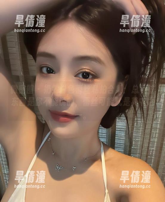微密圈 - 奶雯白色蕾丝私拍合集：总有些东西是你不能说的，蕾丝可能就是其中之一。
