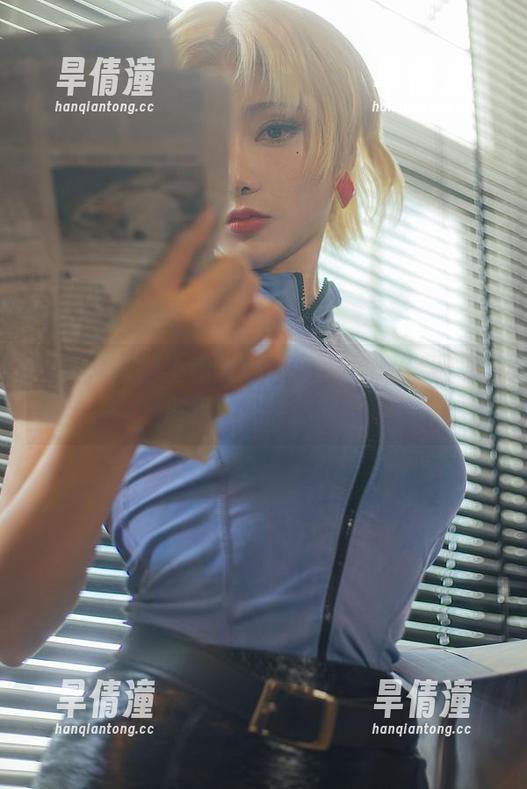 当如月灰遇上赤发魅魔：写真集下载，别说我没提醒你哦！