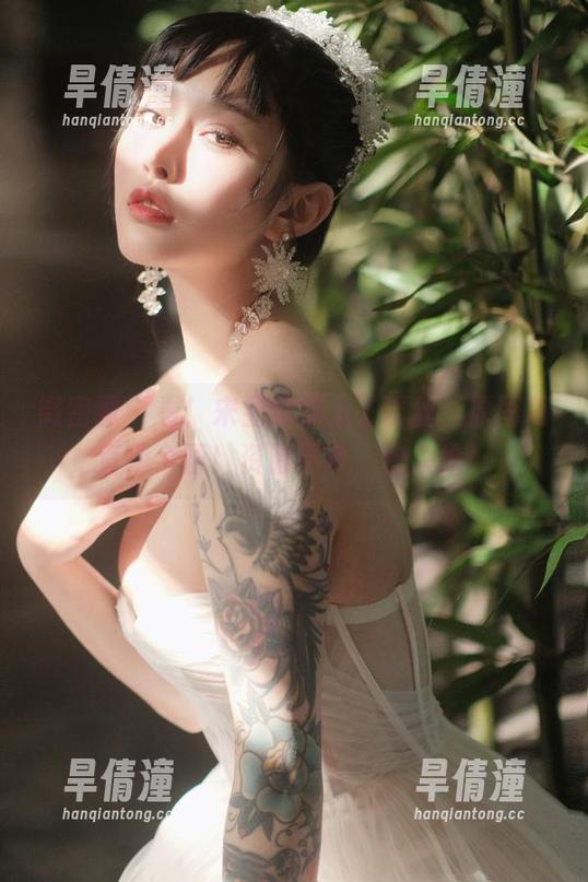 微密圈 - 看！宋昱欣穿上了蕾丝，原图简直是个画！资源不多，快来抢！
