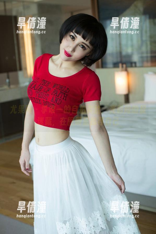 尤果网 - 李唯一的自拍实验：光影间的捉迷藏，在图册里找寻自己
