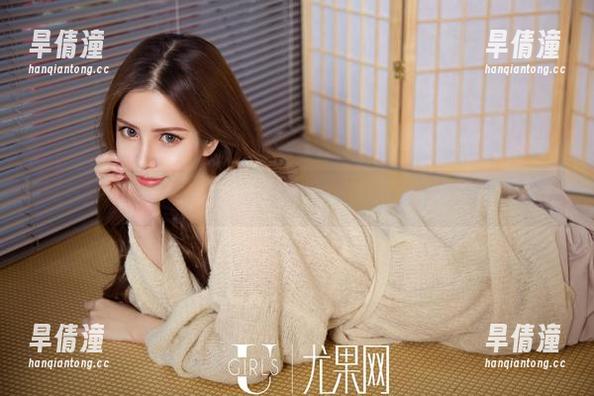 尤果网 - 温鈊怡的睡衣作品，仿佛在呼唤我一起窝在沙发上！