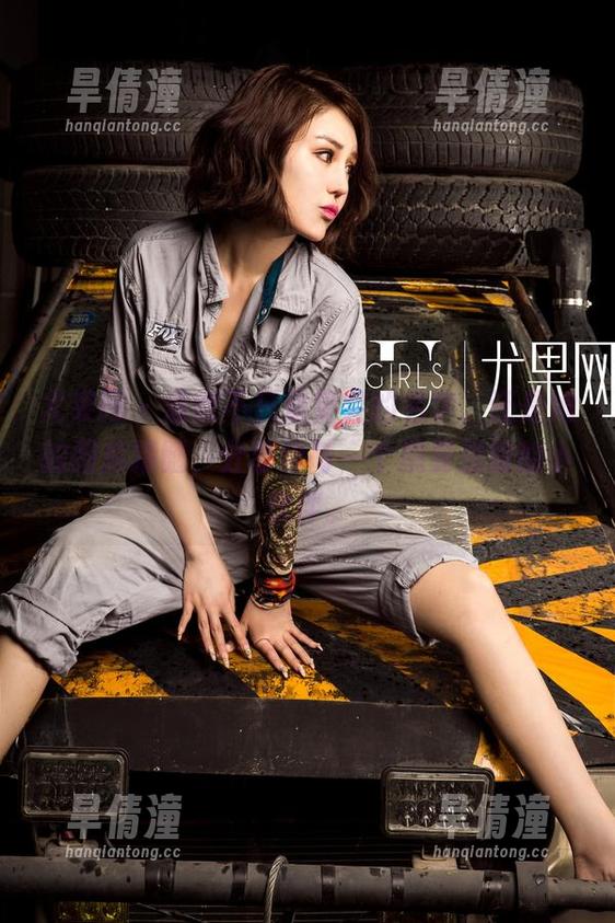 尤果网 - 清纯不只是笑笑的名字，还是她的图库精髓，分享给每一个想要温暖的小伙伴。