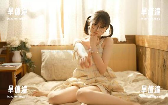 幼水铃衣的小猫猫图库：可爱非主流，敢于破天荒！