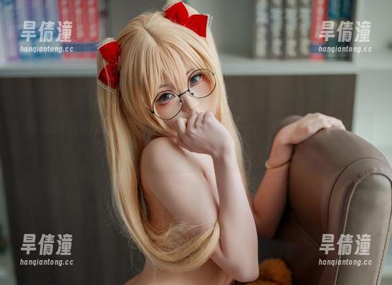 幼水铃衣的万圣节私拍图集：万一万一，惊喜和吓人的界限在哪？