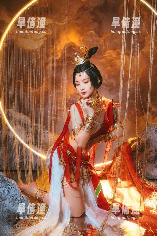 天台之上的幼爱youmeko：这高清图册里藏着多少小心思，快来揭晓？