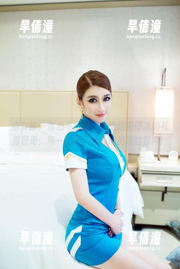 推女郎 - 贪心不怕羞，快来翻看谭冰的礼服图册：每一套都让你心跳加速的那种！