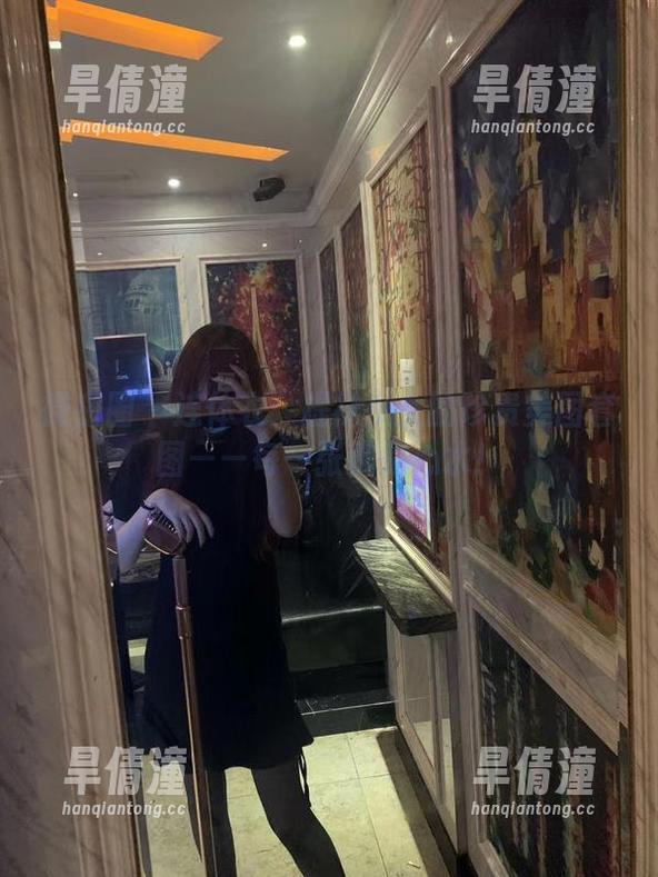 微密圈 - 连体衣：提袜少女的珍贵美图套图——每一张都是心水！