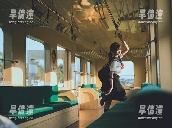 网盘写真一掀，河豚抚子和春天的约会真让人想叹气，怎么可以这么迷人？