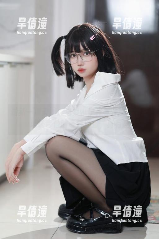 最新一波美图：洛桑w伊梓与升玖老师在地铁吉他的奇妙碰撞，真有趣