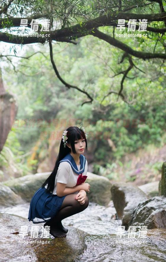 白烨烨黑丝写真集了解一下？下载后你可能沉迷于‘黑色诱惑’！