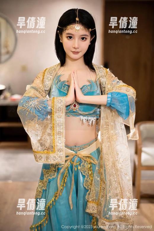 秀人网 - 更新完毕！娇喘JC的套装图集，让人感受到一种想要买买买的冲动！