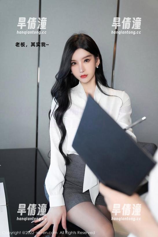 秀人网 - 浴缸里的拍黄瓜girl：幽默与美的写真照片合集！