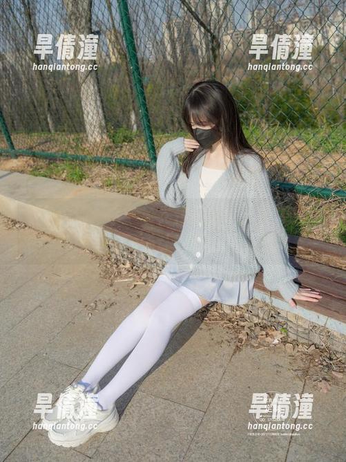 紧急企划：水下风光作品，水下漫游，那个鱼的表情让人忍俊不禁！