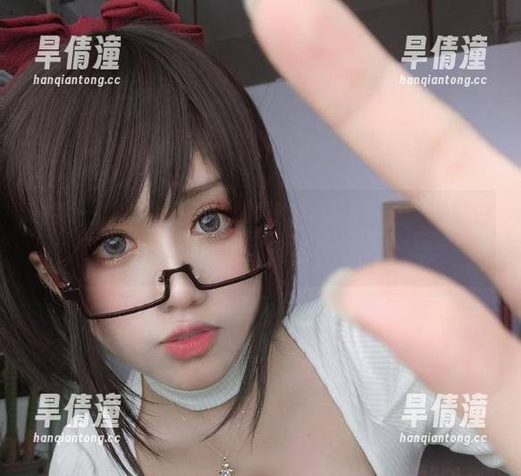 随手一翻，芊川一笑MNK的美图精选，黑兽白精灵的瞬间，谁能抵挡？
