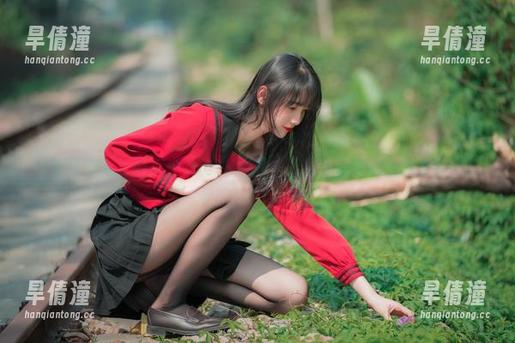 图集来袭！西瓜少女的JK校服，下载前请做好心理准备！