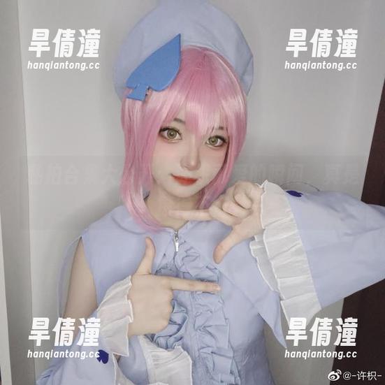 私拍合集大公开：许枳可爱的瞬间，真是撩得不行