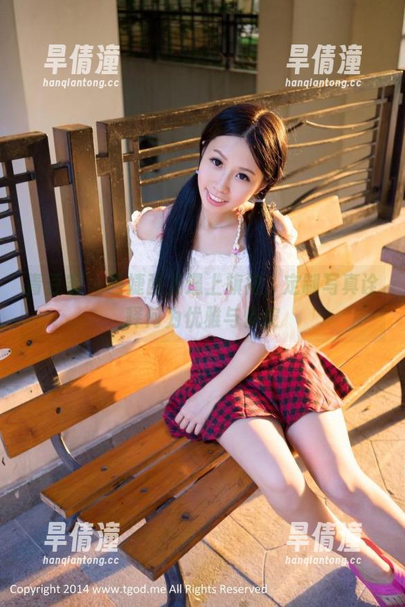 青豆客 - 当婕西儿遇上旗袍，定制写真诠释何为优雅与俏皮